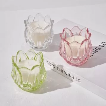 Színes tulipán alakú üveggyertya